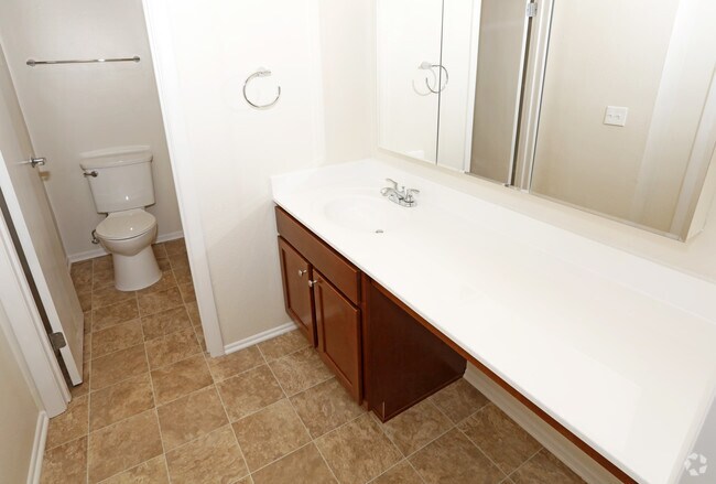 1BR,1BA,820SF - Carlisle