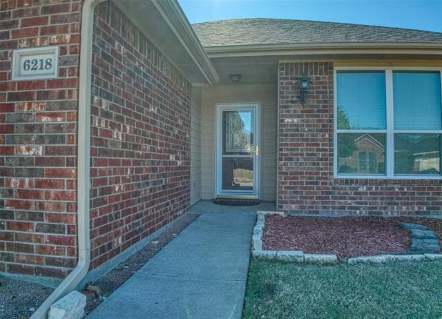 6218 Cynthia Dr