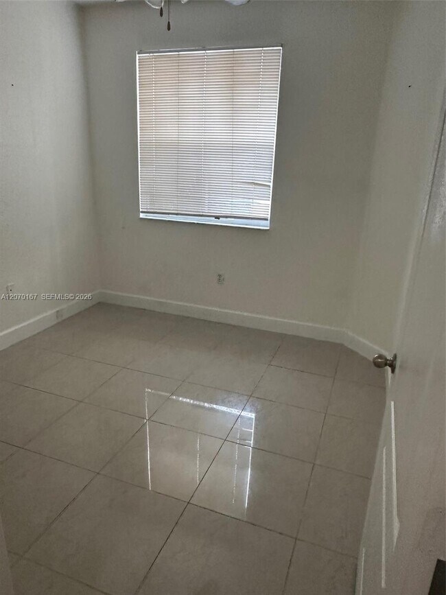 2551 SE 16th Terrace Unit 103