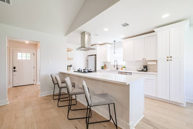 Photo - 6230 Rena St Unidad ID1316407P