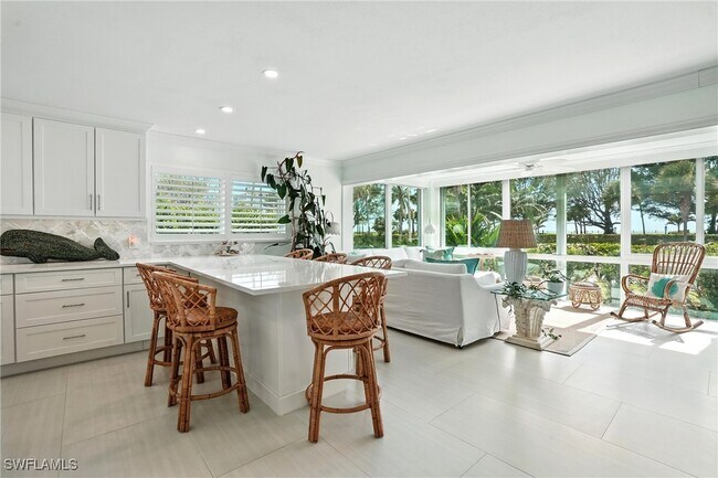 Photo - 2100 Gulf Shore Blvd N Unit 100