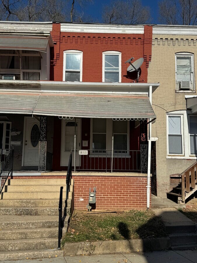 Photo - 611 Locust St