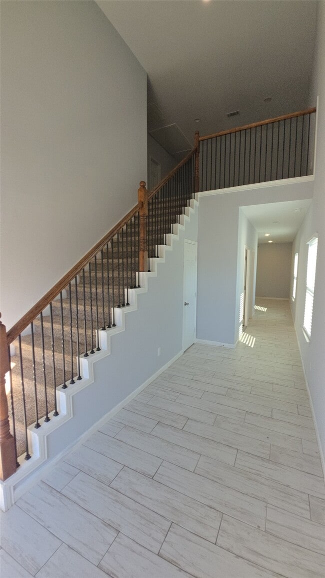 Photo - 8203 Oak Knoll Ln Unit B