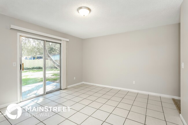 Photo - 2065 Chelwood Ct