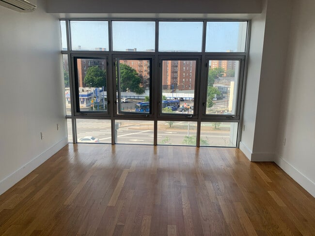 Building Photo - 9002 Queens Blvd Rental