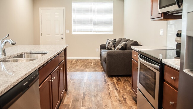Photo - 211 N Martin St