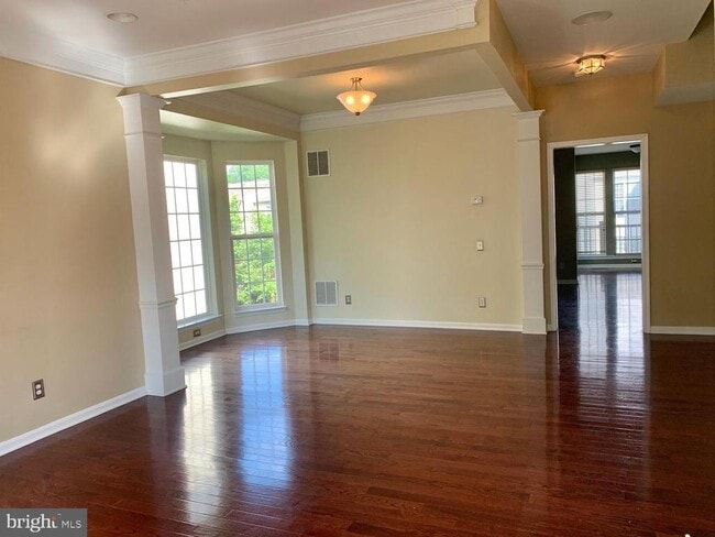 Photo - 193 Hudson Dr