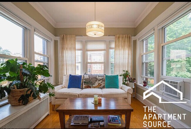 Photo - 6514 N Bosworth Ave Unit 2