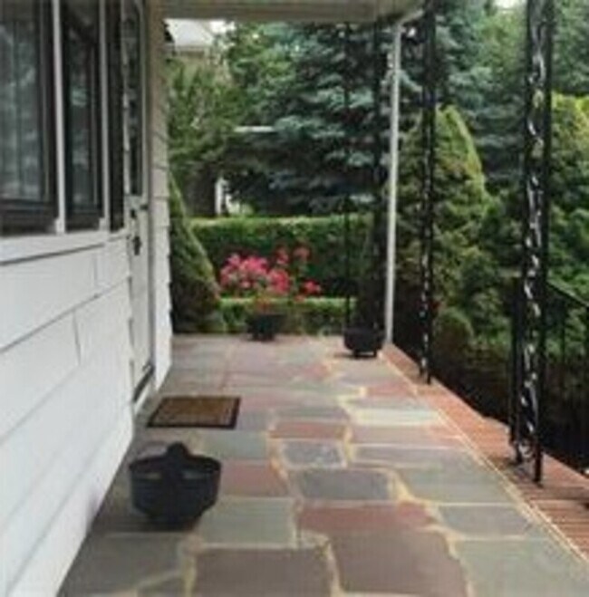 Photo - 519 Kings Hwy Unidad First Floor