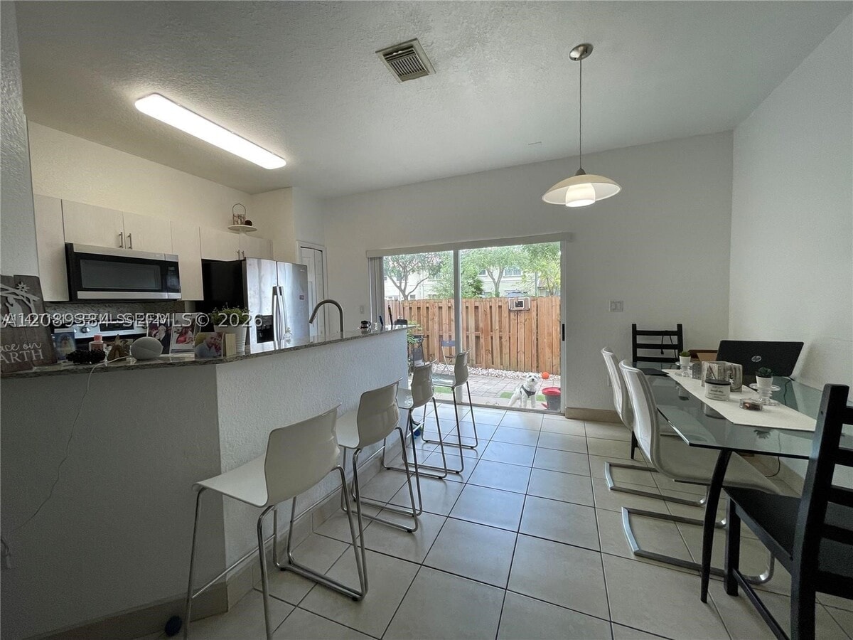 Photo - 10760 NW 82nd Terrace