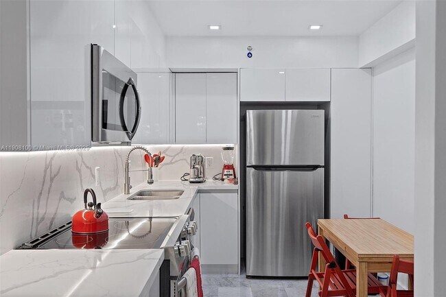 Photo - 20515 E Country Club Dr Unit 1545