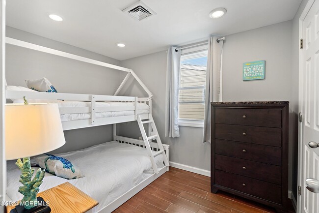 Photo - 212 Randall Ave
