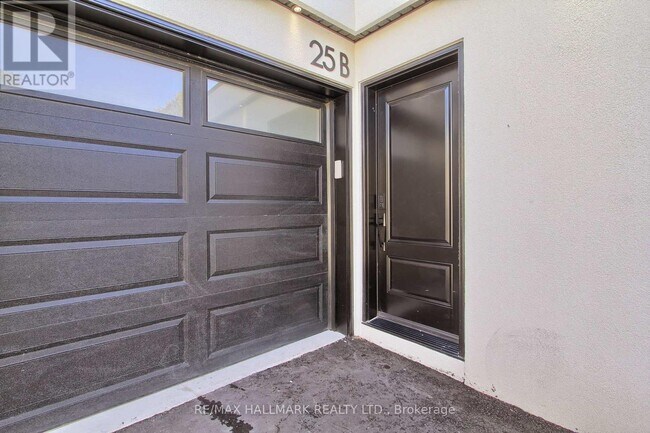 Photo - 25 Knowles Crescent