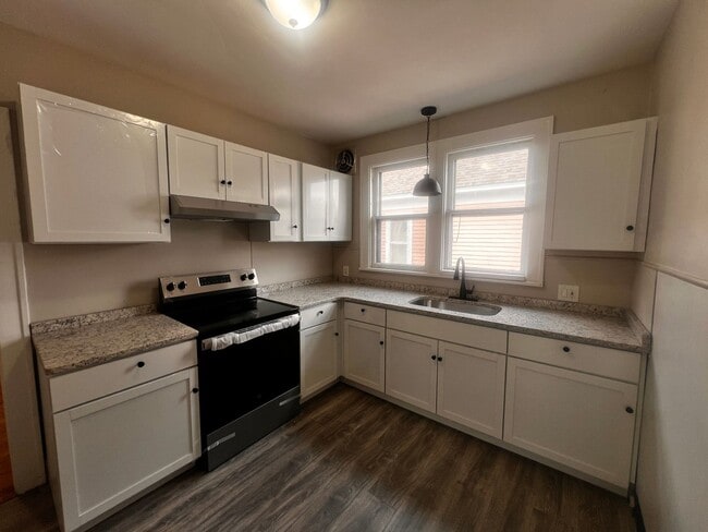 Building Photo - 93 Homestead Ave Unit Apt 2