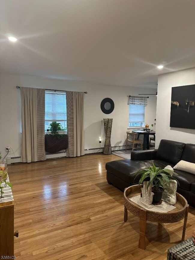 Photo - 19 Savage Rd