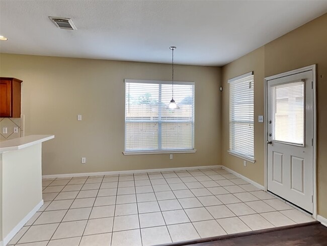 Photo - 15742 Flagstone Walk Way