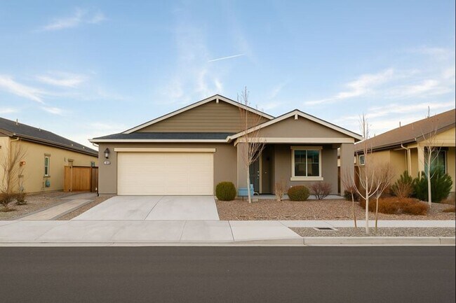 Building Photo - Stylish and Efficient 3 Bedroom Home