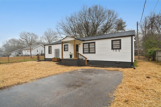 105 Jasmine Dr