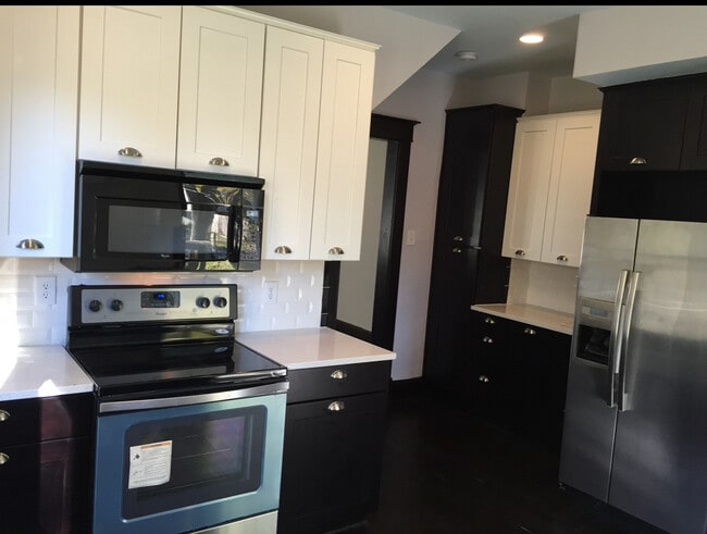 Photo - 1603 E Michigan St