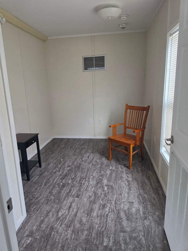 3927 Old Crystal Spgs Rd