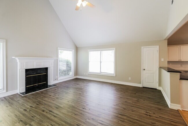 Photo - 655 Timber Ives Dr
