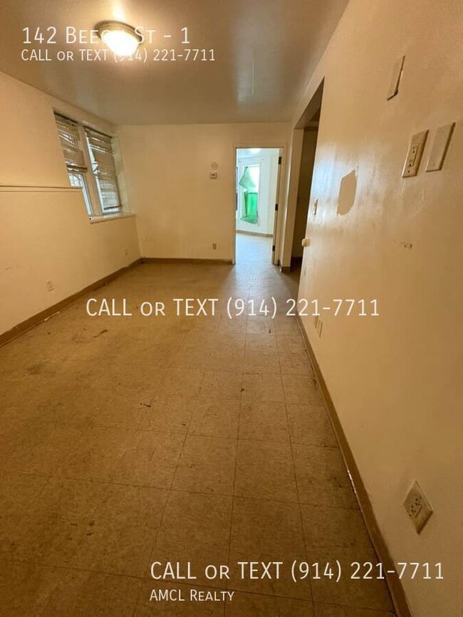 Photo - 142 Beech St Unit 1