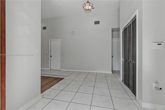 Photo - 17900 SW 77th Ave