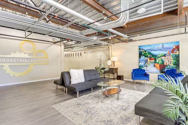 Photo - 516 Borland St. Pittsburgh PA 15206 Unidad 307