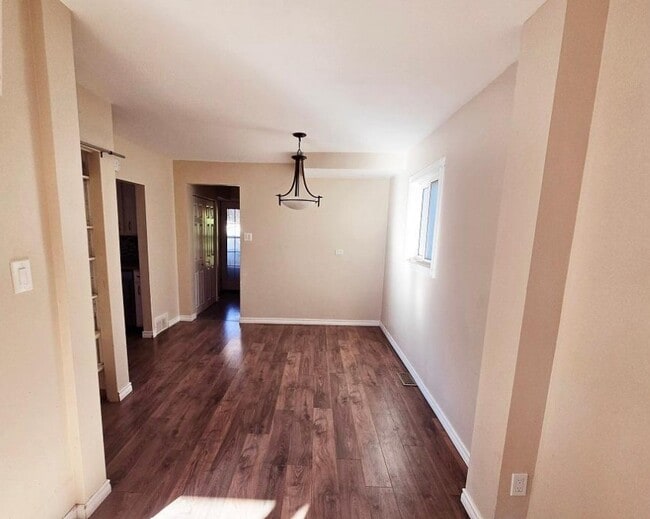 Photo - Spacious 3 Bed / 1 Bath House| $2249/month (plus utilities) - Parking Included