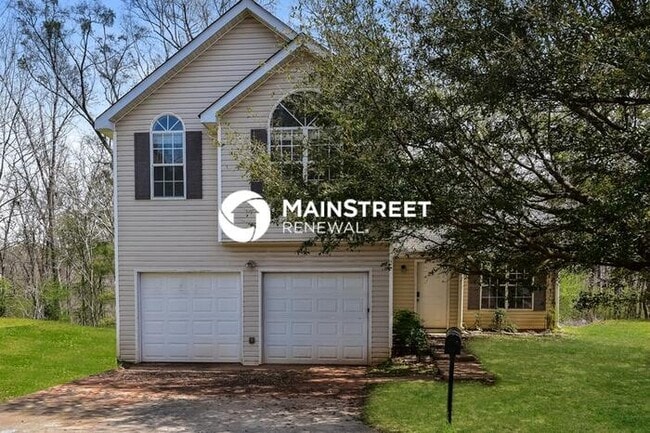 Building Photo - 3 Bedroom Pet-Friendly Home in Decatur, GA with Main Street Renewal