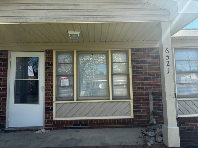 Building Photo - 6521 Cissna Dr