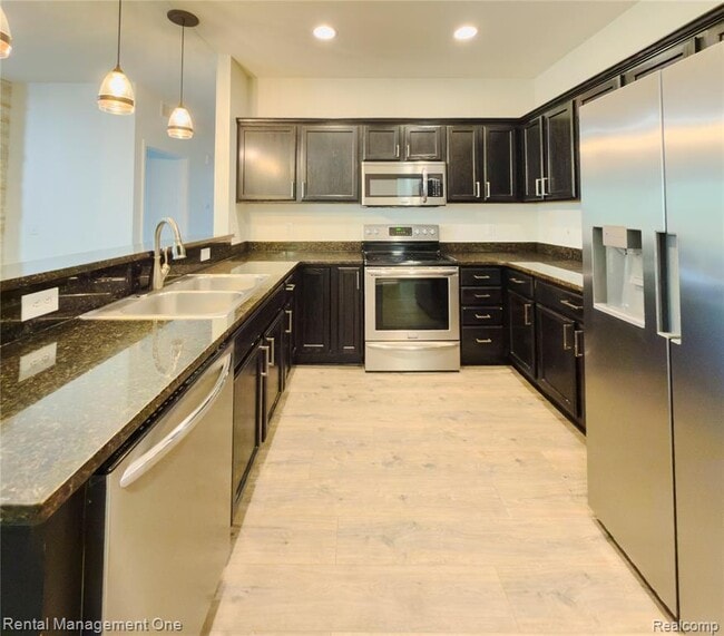 Photo - 5637 Twin Oaks Dr
