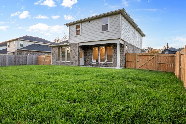 Photo - 407 Magnolia Ln