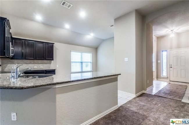 Photo - 1911 Jamie Ln