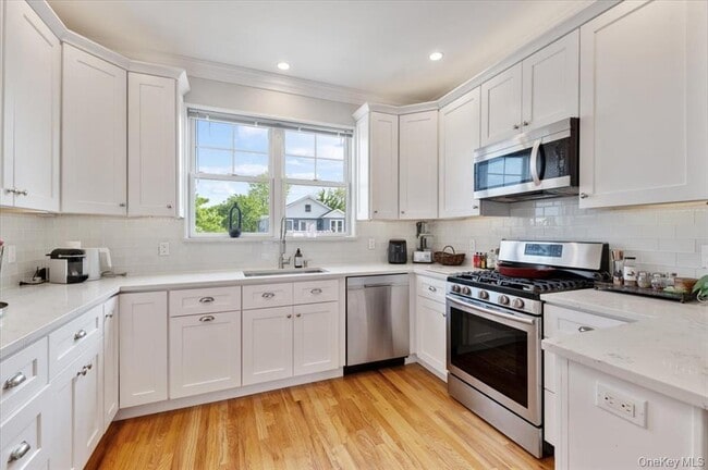 Photo - 545 E Fulton St