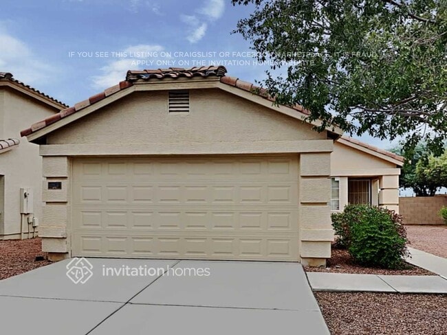 Building Photo - 12110 N 130th Dr