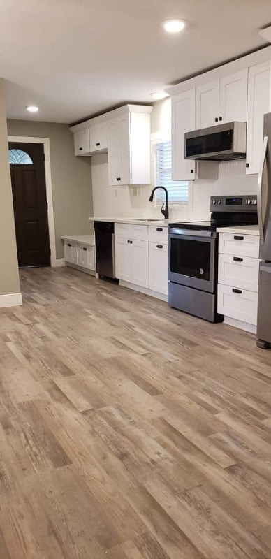 Photo - 513 S La Grange St