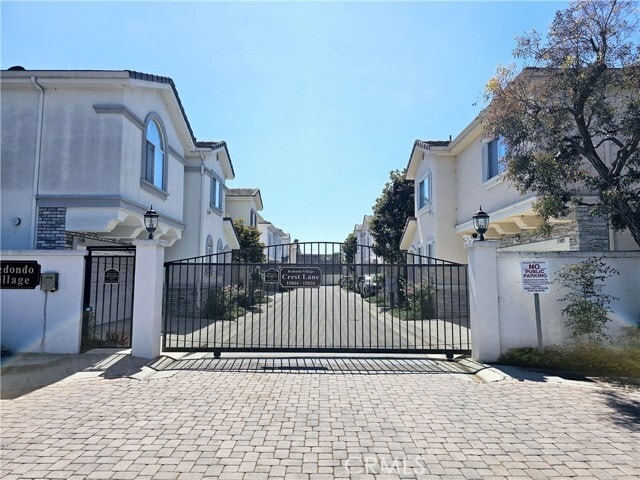 Photo - 15812 Crest Ln