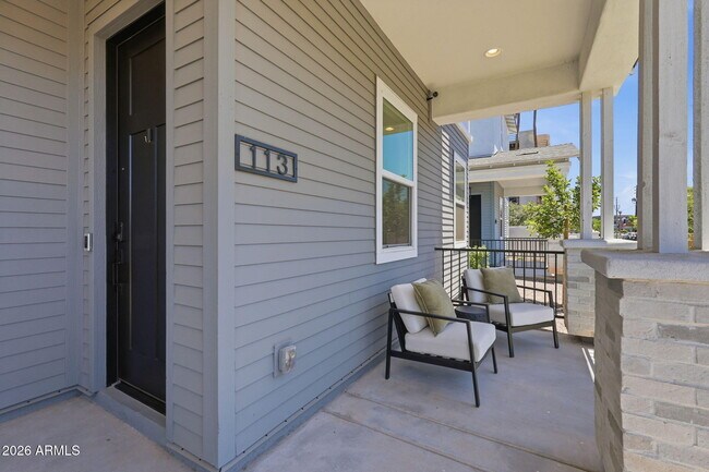109 W Willo Ct