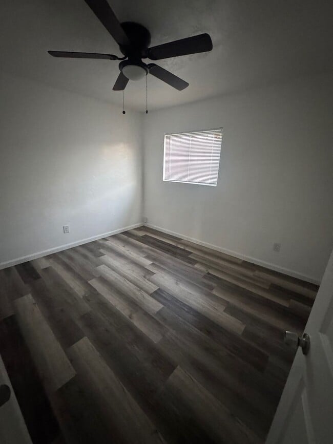 Photo - S 33rd Unit 809