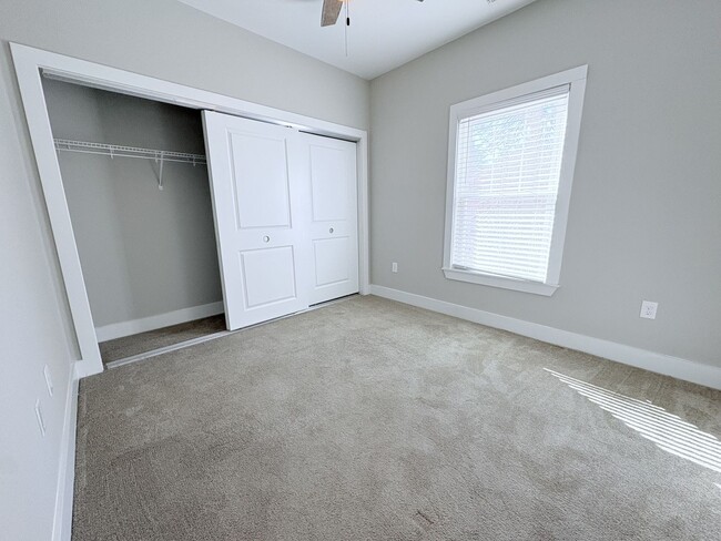 Photo - 419 Eaton St