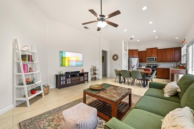 Photo - 9515 Tanager Way