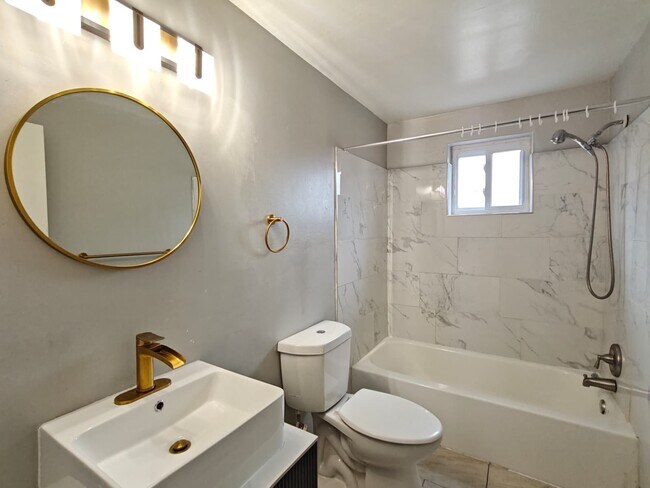 Photo - 308 Main St Unit C11