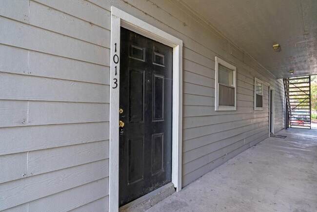 Photo - 12166 Metric Blvd Unit 1013