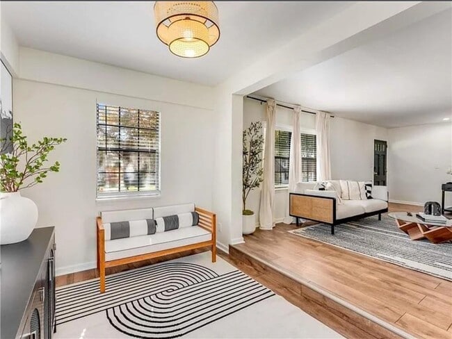 Photo - 1471 Hardin Ave