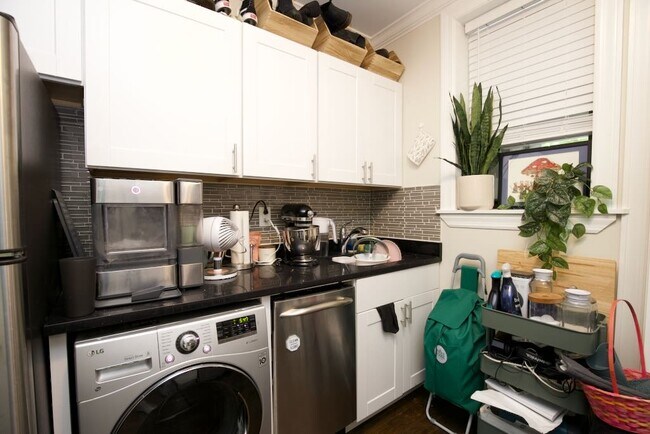 Photo - 1056 W Lill Ave Unit 3