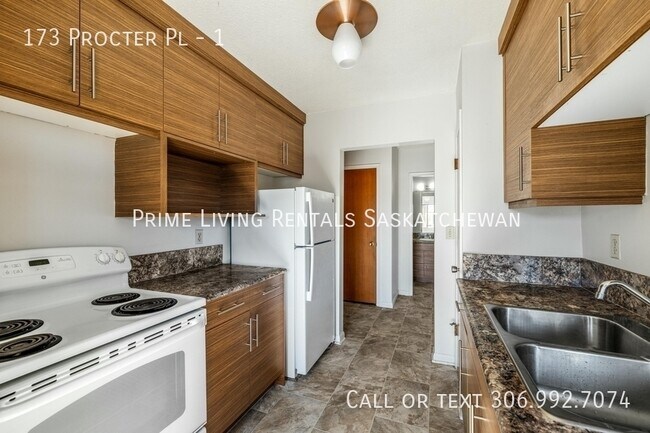 Photo - 173 Procter Pl Unit 1