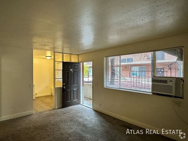 Building Photo - Cozy 1 Bedroom, 1 Bathroom Apartment | Off... Unit A3