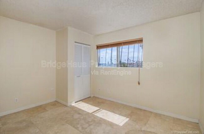 Photo - 5155 W Point Loma Blvd Unit Apt 11
