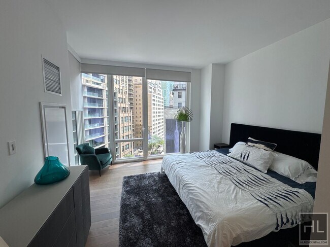 Photo - East 44th Street Unidad 16E